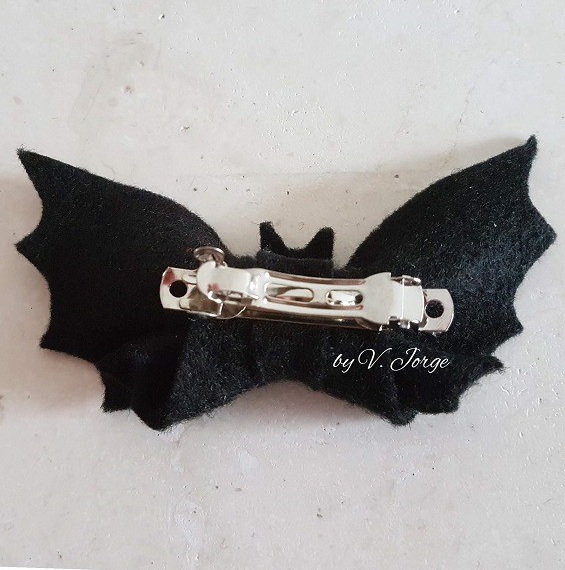 Patenthaarspange mit Fledermaus – Bild 2
