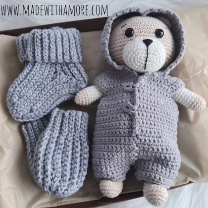 Handgemachtes Baby-Geschenkset „Kleiner Bär“ (0–9 Monate)